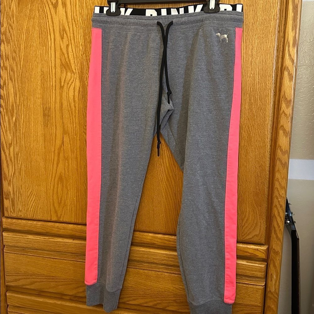 Pink set - Picture 3 of 3